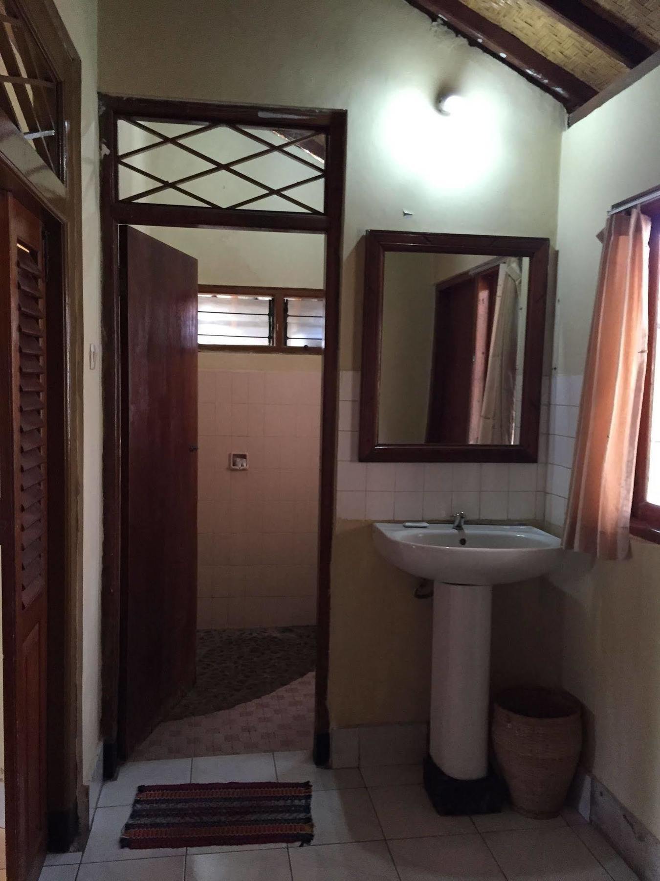 Meme Surung Guesthouse Munduk Eksteriør bilde