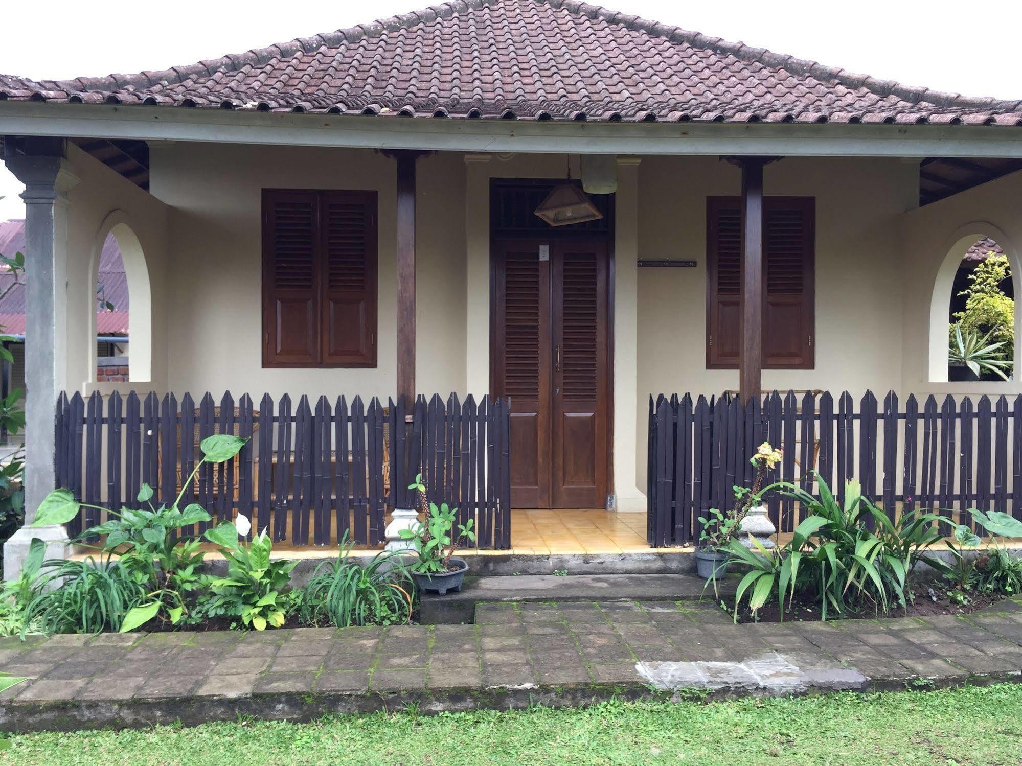 Meme Surung Guesthouse Munduk Eksteriør bilde