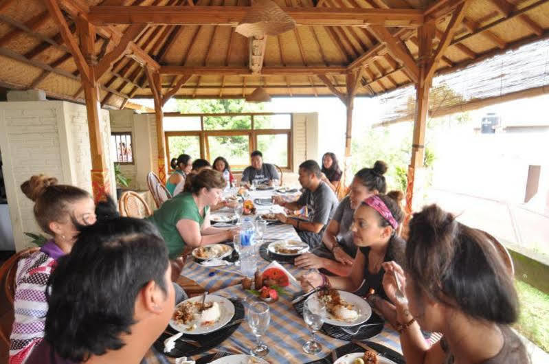 Meme Surung Guesthouse Munduk Eksteriør bilde